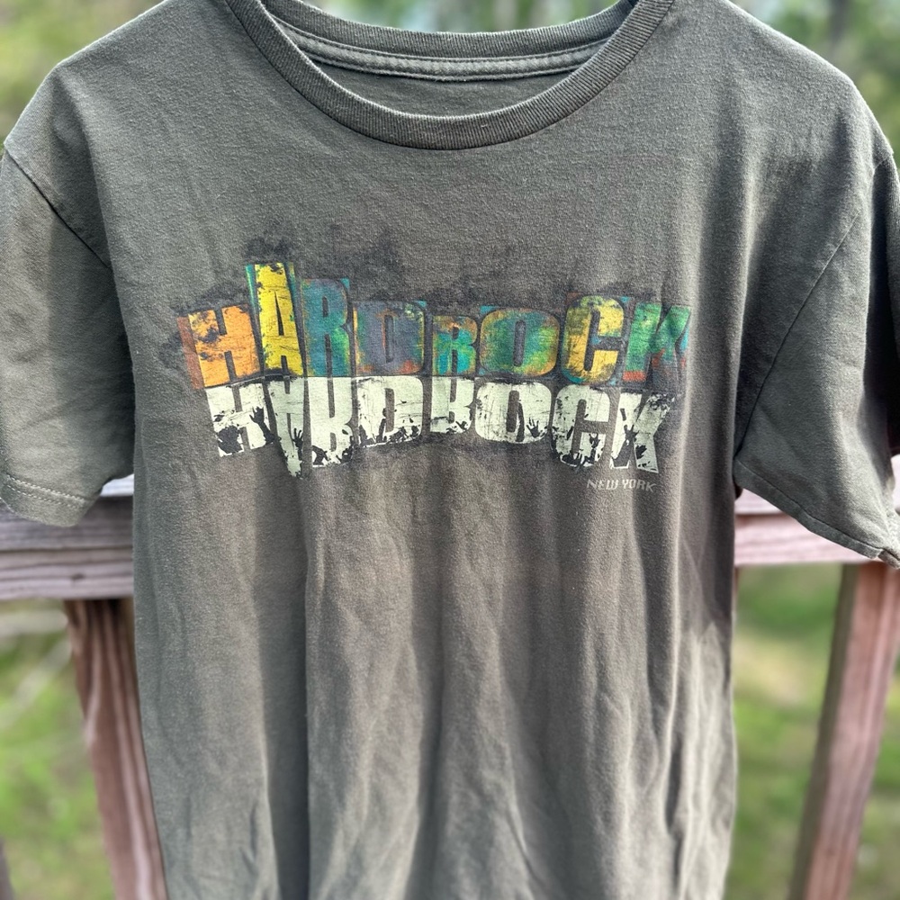 Hard Rock Cafe Green Short Sleeve Tee Vibrant Graphic